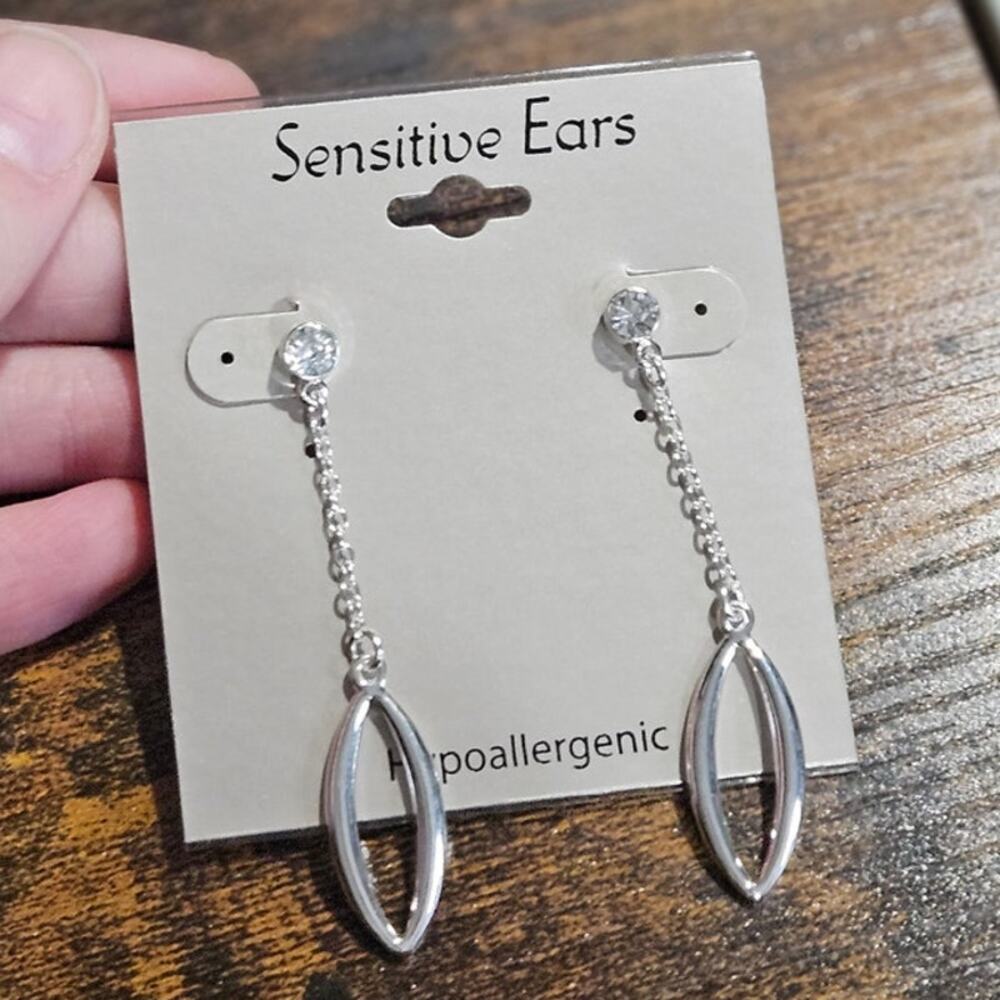 Sensitive Ears Hypoallergenic Silver Tone Crystal Dangle Earrings NWT